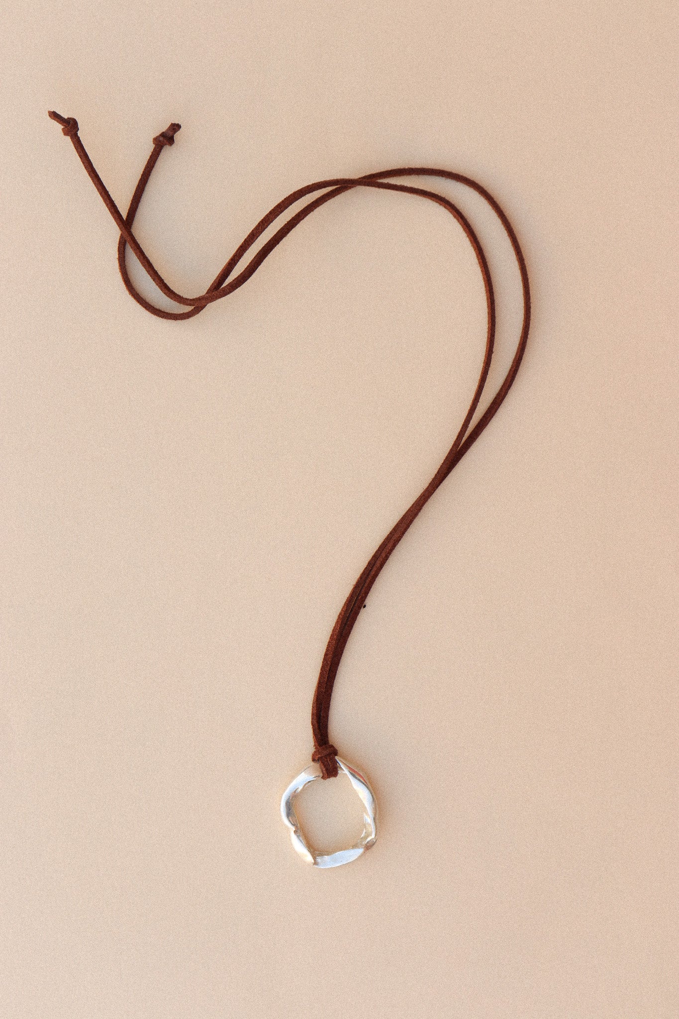 COROLA NECKLACE